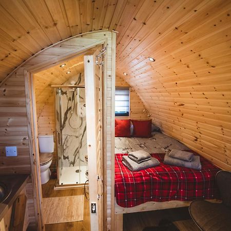 Highland & Transylvania Glamping Pods 罗伊桥 外观 照片