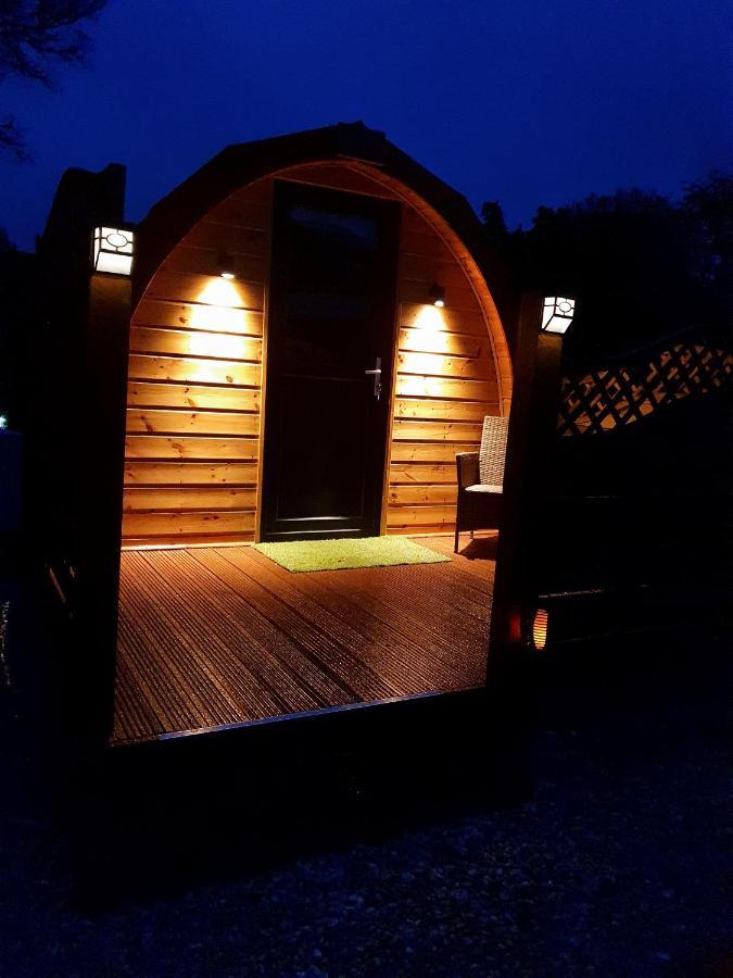 Highland & Transylvania Glamping Pods 罗伊桥 外观 照片