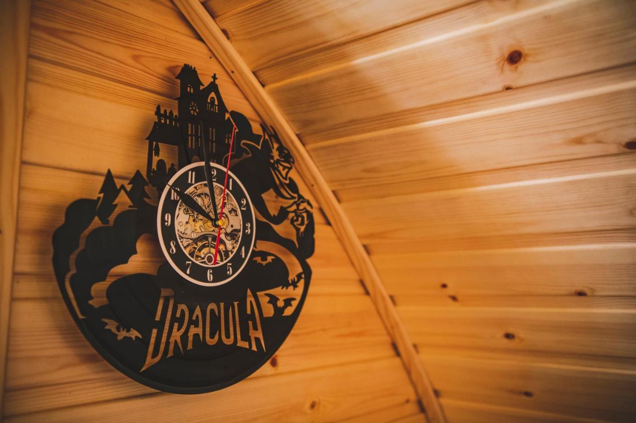 Highland & Transylvania Glamping Pods 罗伊桥 外观 照片